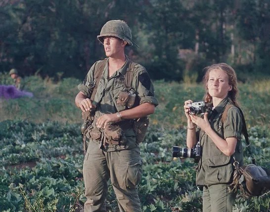 A Rifle, a Photograph, and a&nbsp;Cartoonist